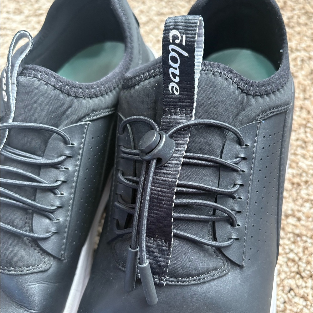 Clove Healthcare slip on sneakers